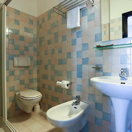 Hotel Ali D'Oro リミニ エクステリア 写真