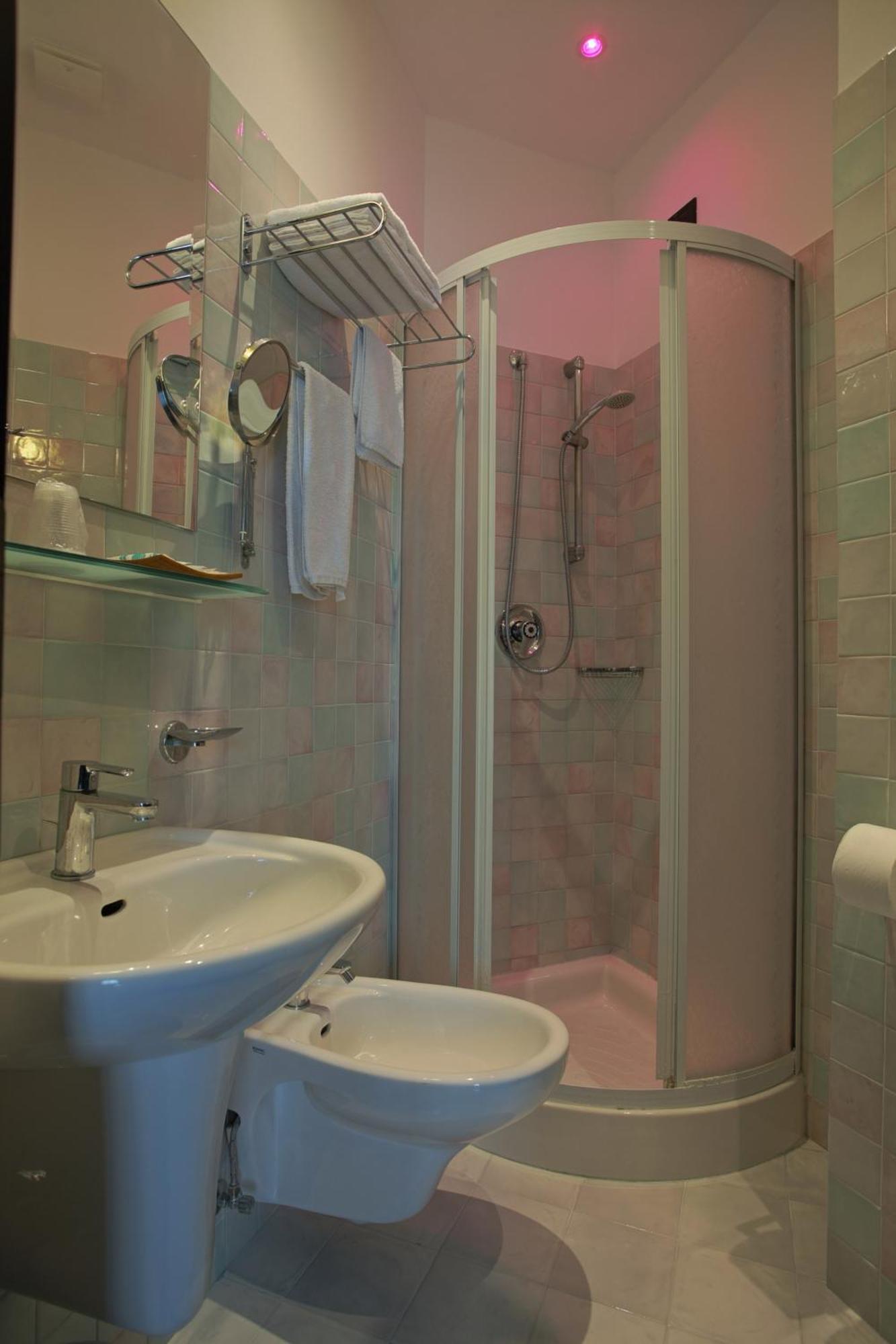 Hotel Ali D'Oro リミニ エクステリア 写真